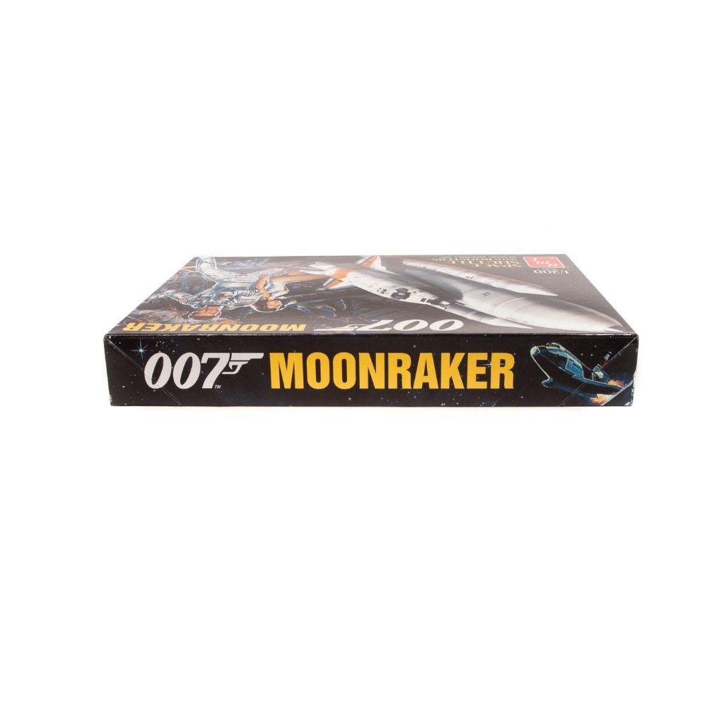 AMT 1:200 Moonraker Shuttle W/Boosters -James Bond