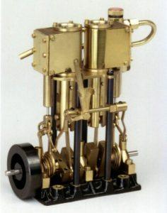 Saito Steam Engine T2DR-L 2 Cyl UprightVertical Double Acting