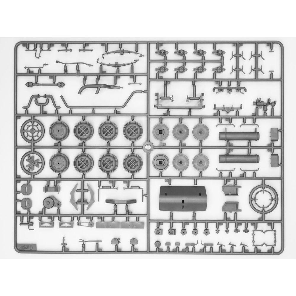 ICM 1:24 Typ G4 (1935 ) Ger. PersonnelCar
