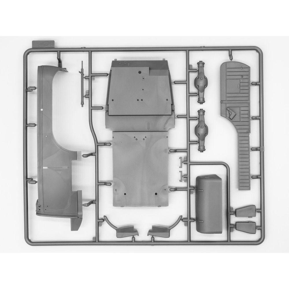 ICM 1:24 Typ G4Soft Top Ger. Personnel Car