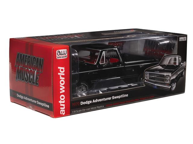 Autoworld 1:18 1979 Dodge SWB SweptlinePickup Adventurer
