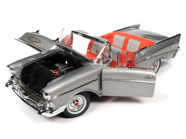 Autoworld 1:18 1957 Chevy Bel Air Convertible