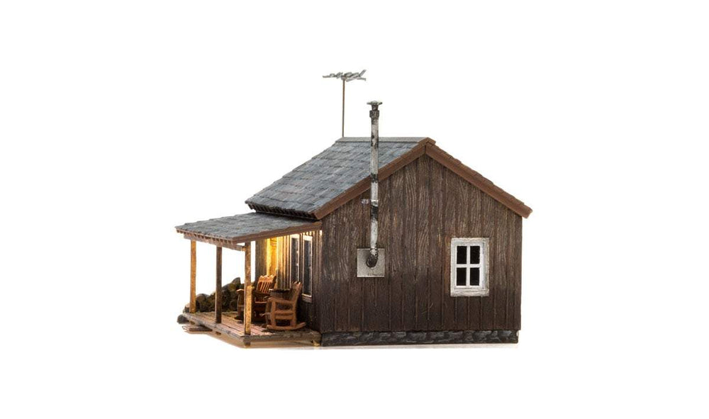 Woodland Scenics HO Rustic Cabin (Lit)