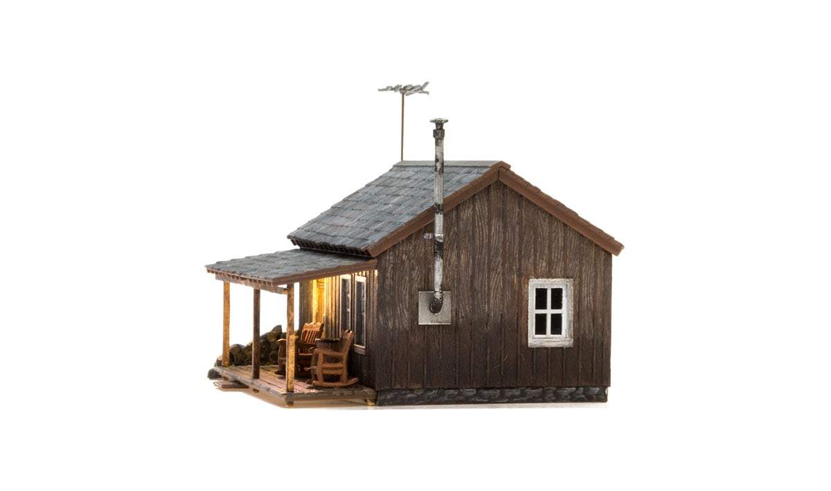Woodland Scenics O Rustic Cabin (Lit)
