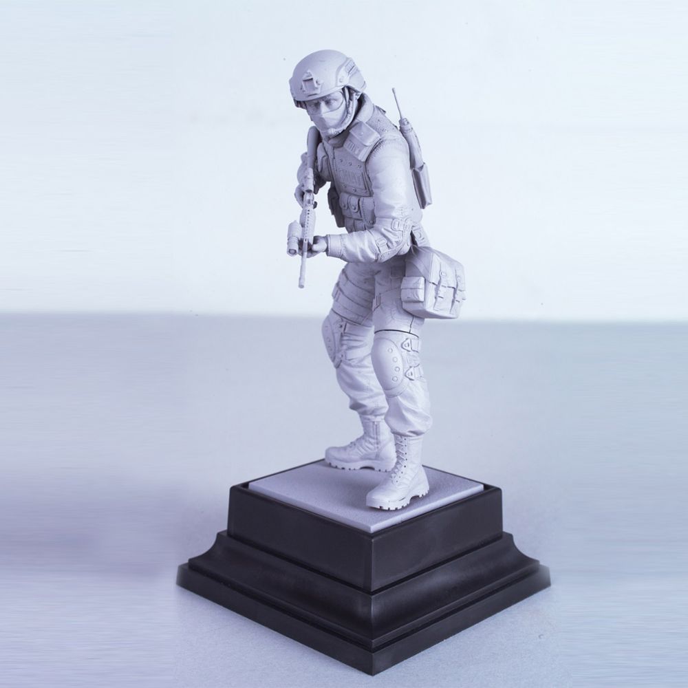 ICM 1:16 S.W.A.T. Team Leader