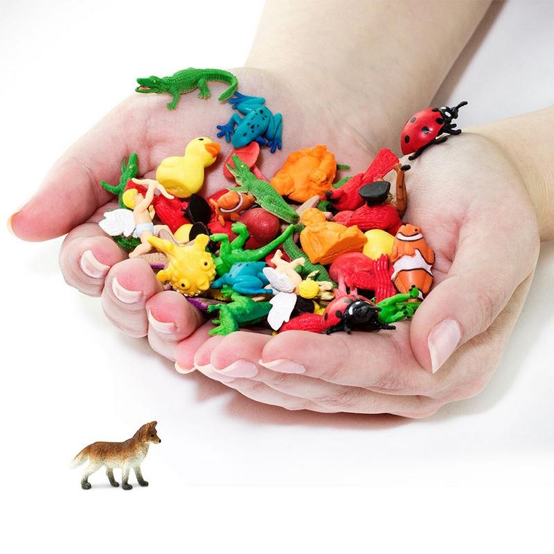 Safari Ltd Foxes Good Luck Minis