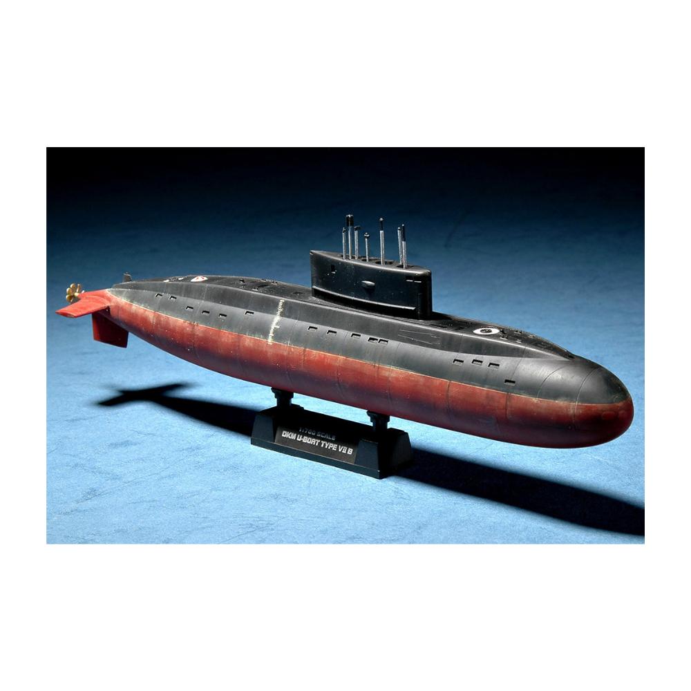 Hobbyboss 1:350 Plan Kilo Class Submarine