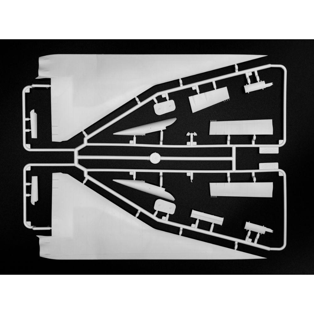 ICM 1:144 Tupolev-144 Svt. Psngr Aircraft