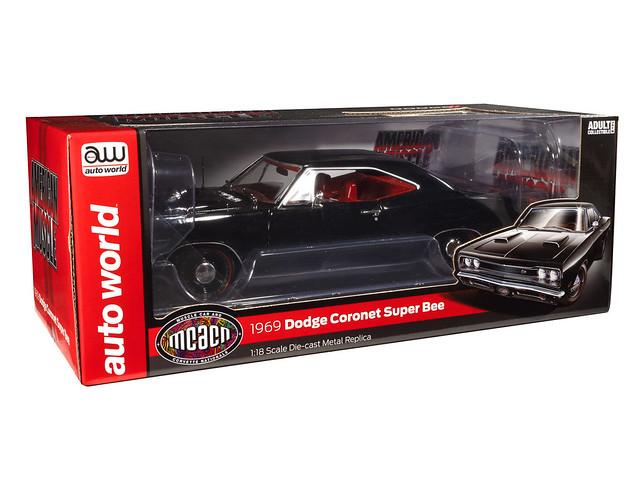 Autoworld 1:18 1969 Dodge Coronet SuperBee (MCACN)