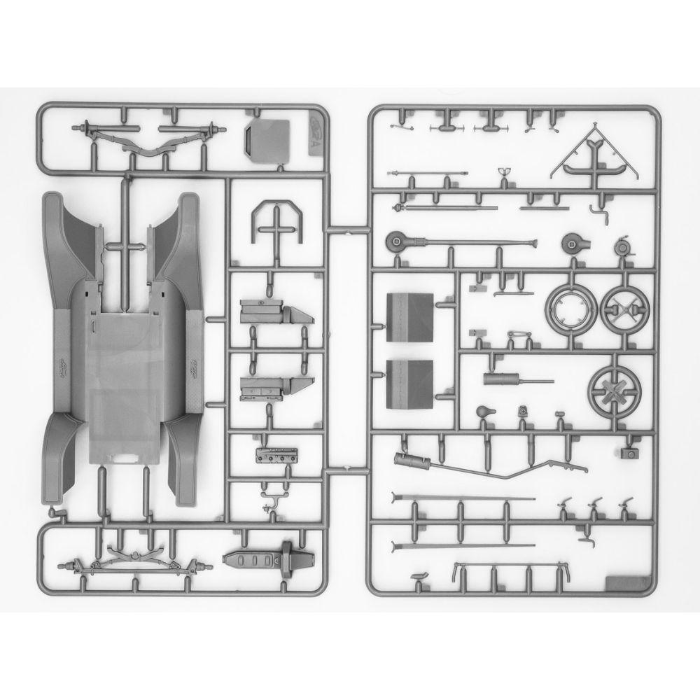 ICM 1:24 Gas Delivery Model T 1912 W/Fig