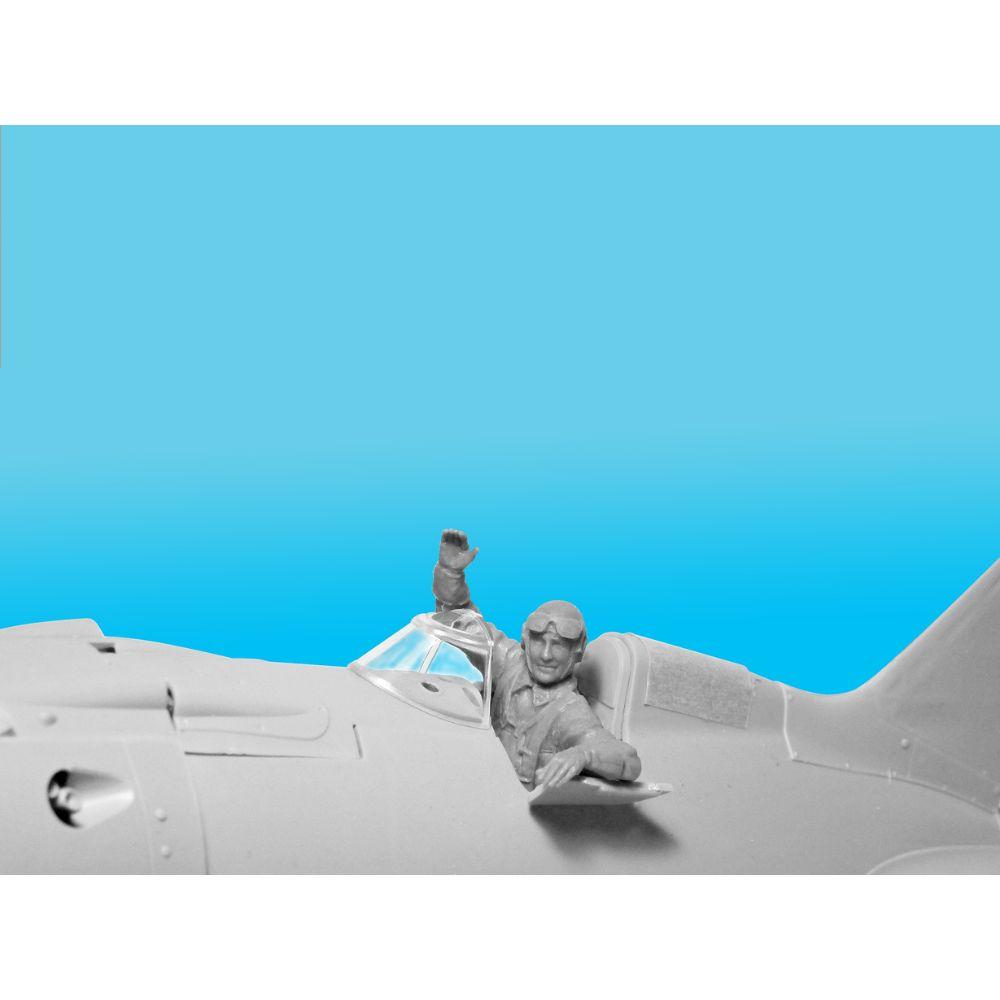 ICM 1:32 Vvs Rkka Pilots (1939-42) (3)