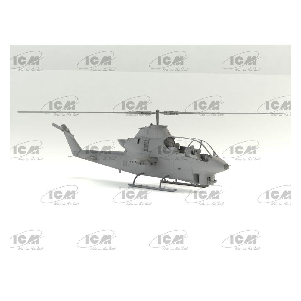 ICM 1:32 AH-1G Arctic Cobra Helicopter