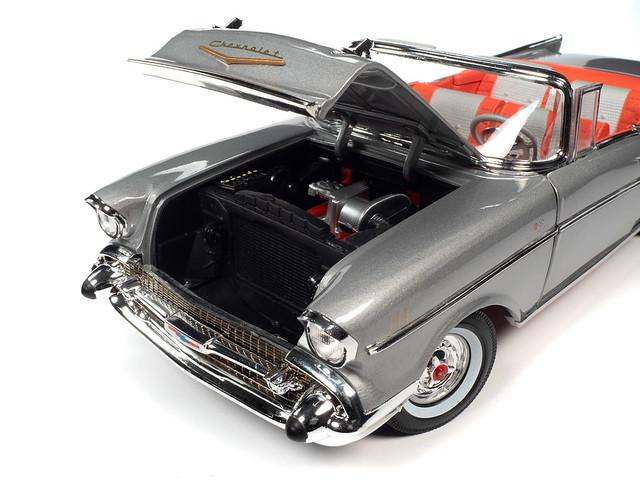 Autoworld 1:18 1957 Chevy Bel Air Convertible