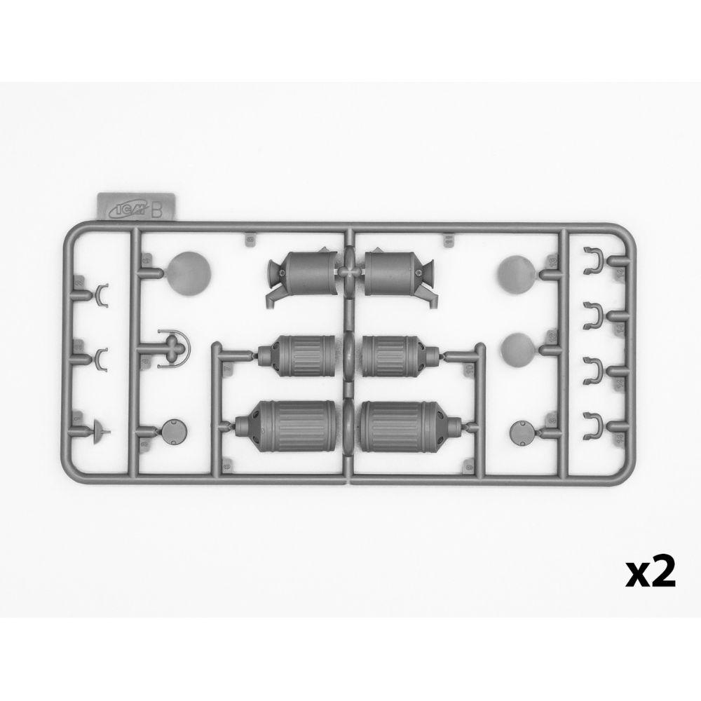 ICM 1:24 Usa Gasoline Loaders (1910S) (2)  *