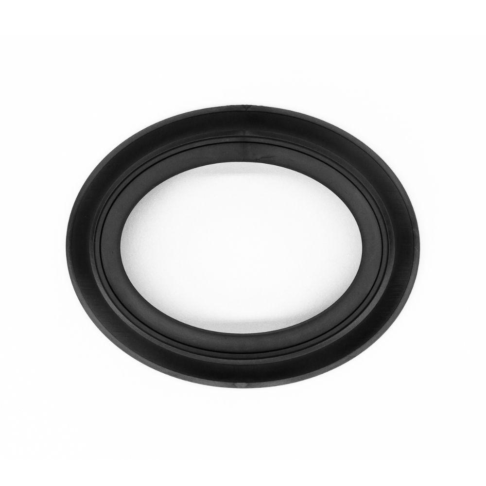 ICM 1:16 RCmp Female Officer W/ Dog