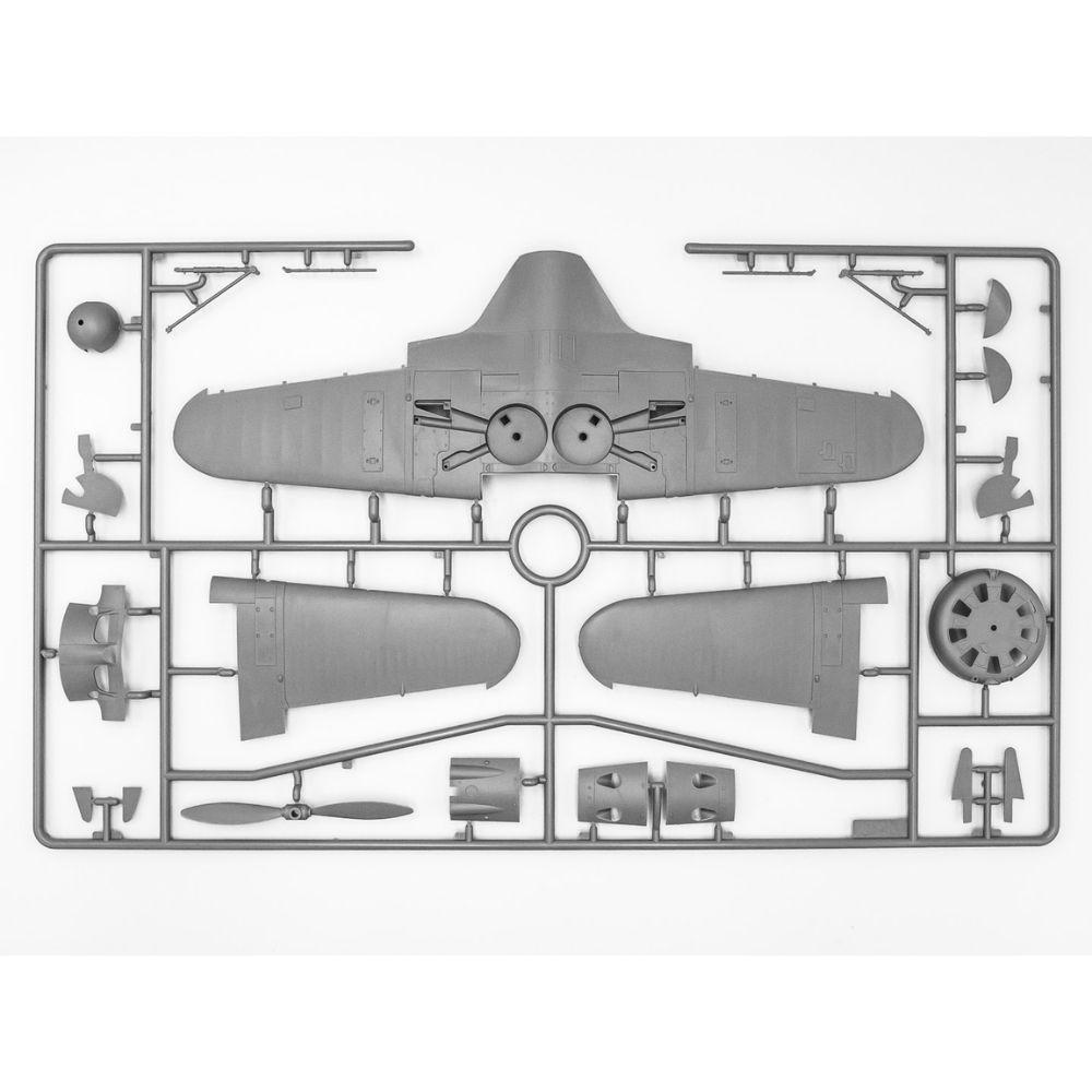 ICM 1:32 I-16 Type 24 W/Svt. Pilots(1939-42  *K