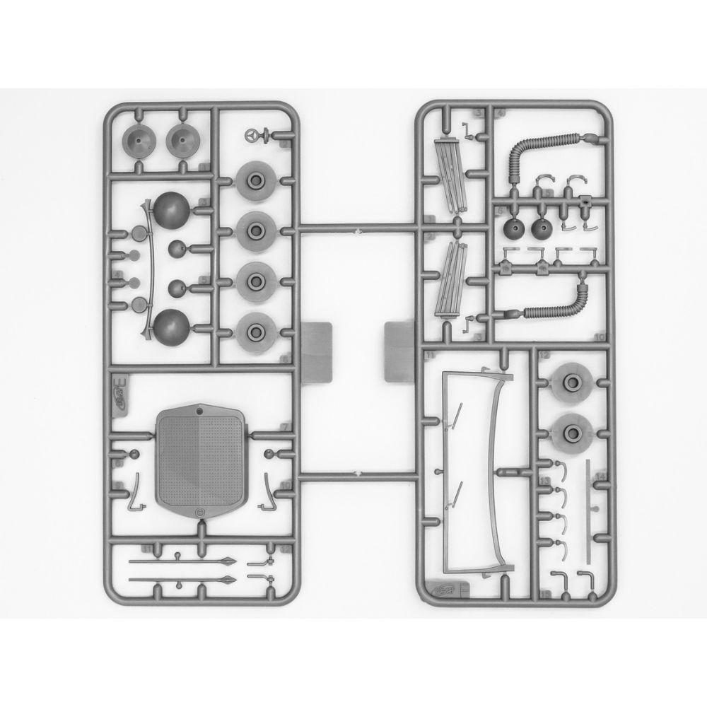ICM 1:24 Typ G4Soft Top Ger. Personnel Car