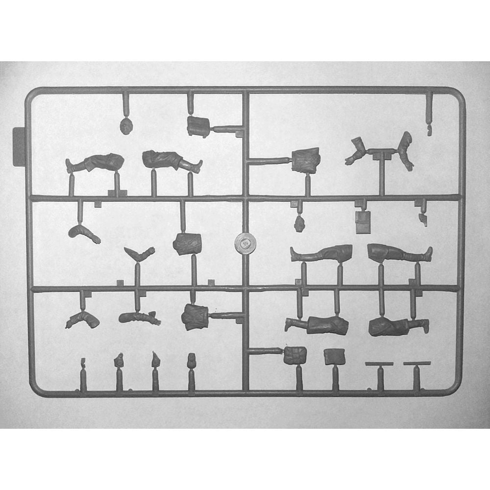 ICM 1:32 Vvs Rkka Pilots (1939-42) (3)