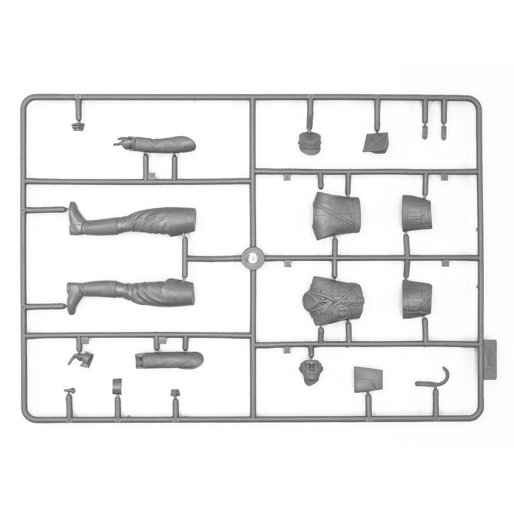 ICM 1:16 Polish Regiment Officer